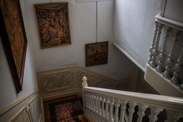 Les escaliers de la chambre d'hôtes de la Villa Saint-Georges à Arcachon