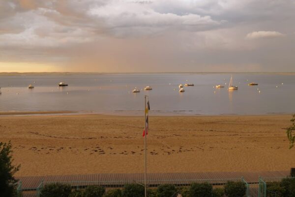La vue sur mer de la villa saint-georges à Arcachon